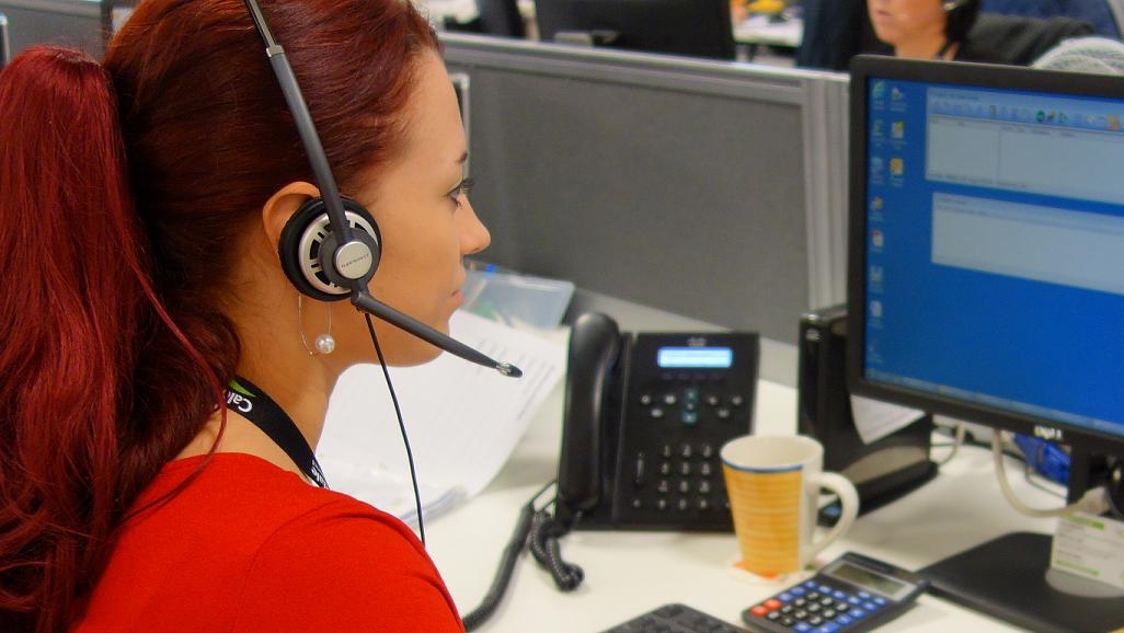 Contact centre worker