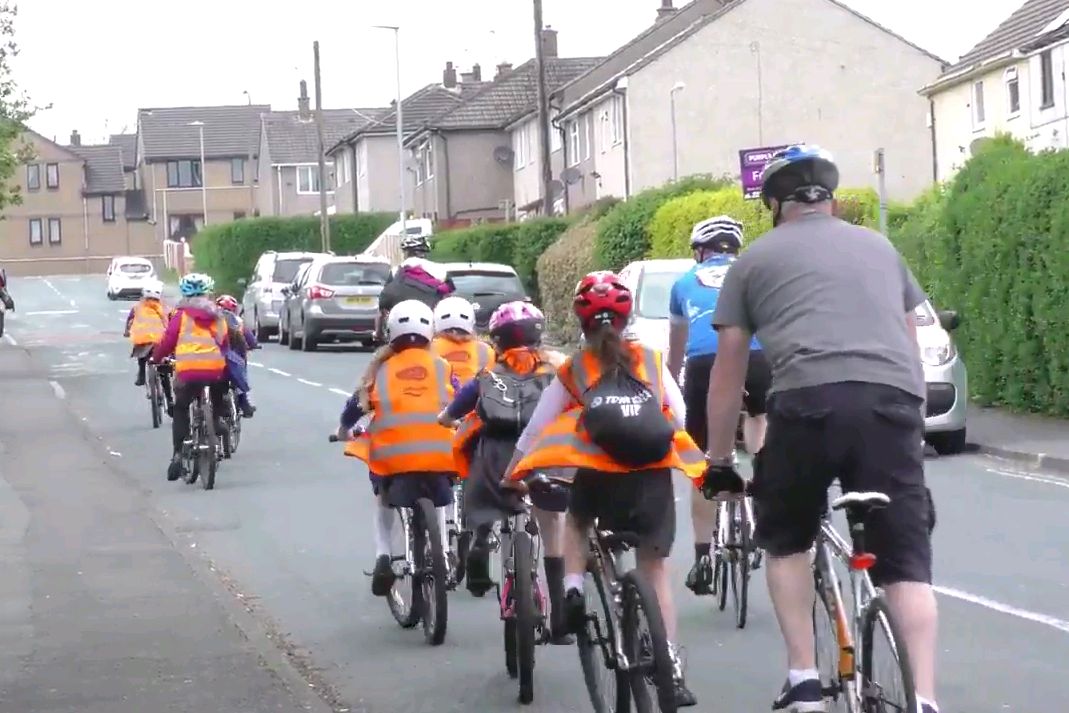 Bike bus