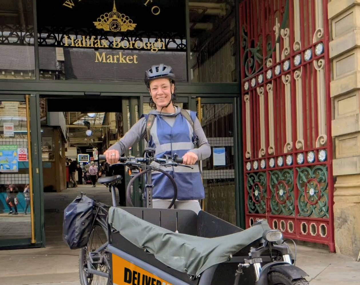 Cargodale bike outside Halifax Borough Market